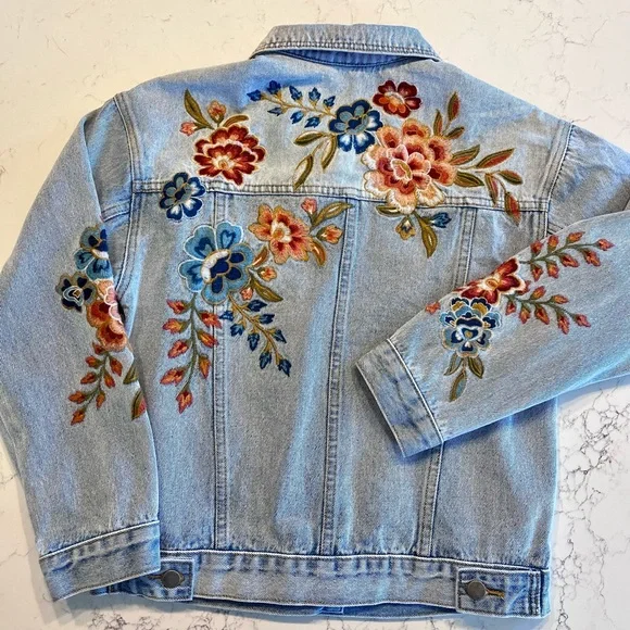 Driftwood women's floral embroidered light wash denim jean jacket size small - Picture 2 of 6